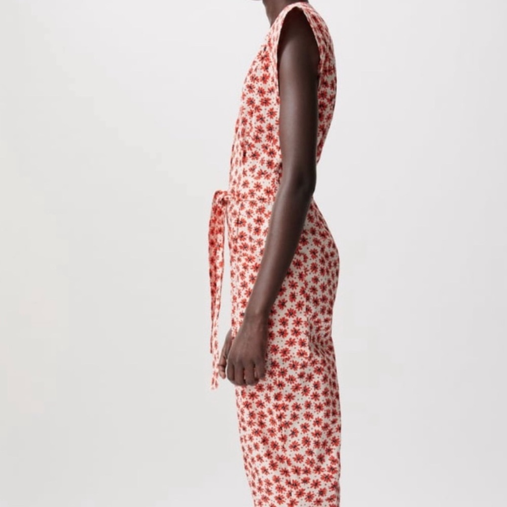 Zara medium floral jumpsuit - Picture 3 of 8